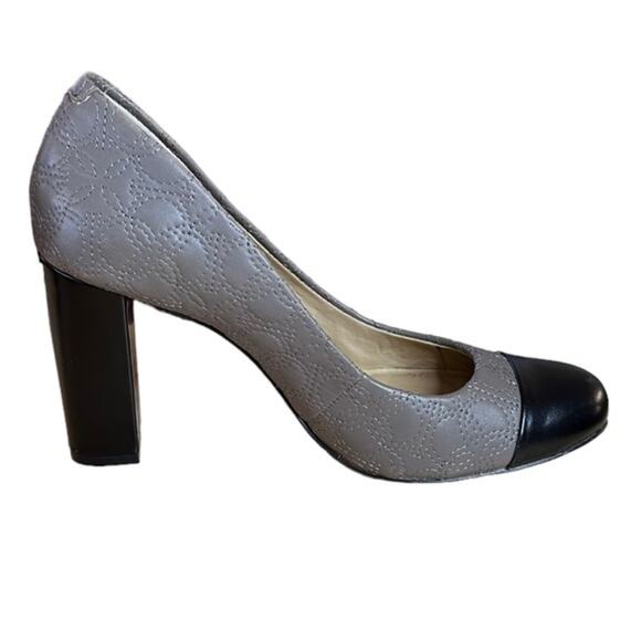 Ann Taylor gray leather quilted uppers black smooth leather‎ cap toe size 7 - Picture 1 of 10